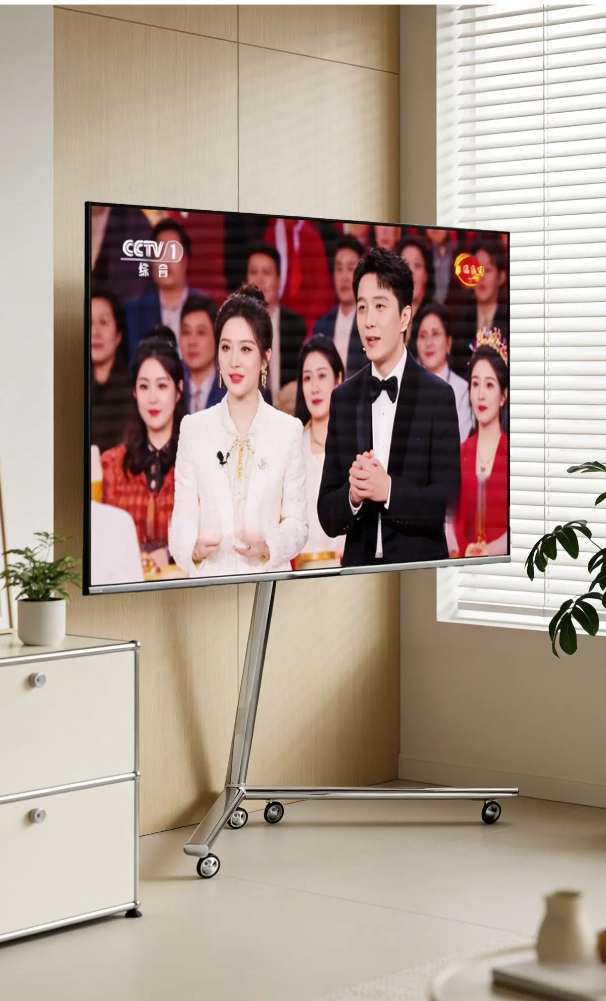 Movable TV Bracket Floor Vertical Telescopic Frame with Wheels TV Stand Monitor Stands for 40-85 Inches Removable TV Cradle