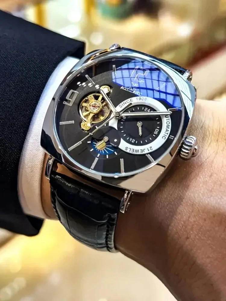 Elegant Men's Vintage Mechanical Watch with High Aesthetic Appeal - Skeleton Dial, Alloy Case, Leather Strap - Suitable for Business and Casual Wear, the Best Gift for Him, No Batteries Required
