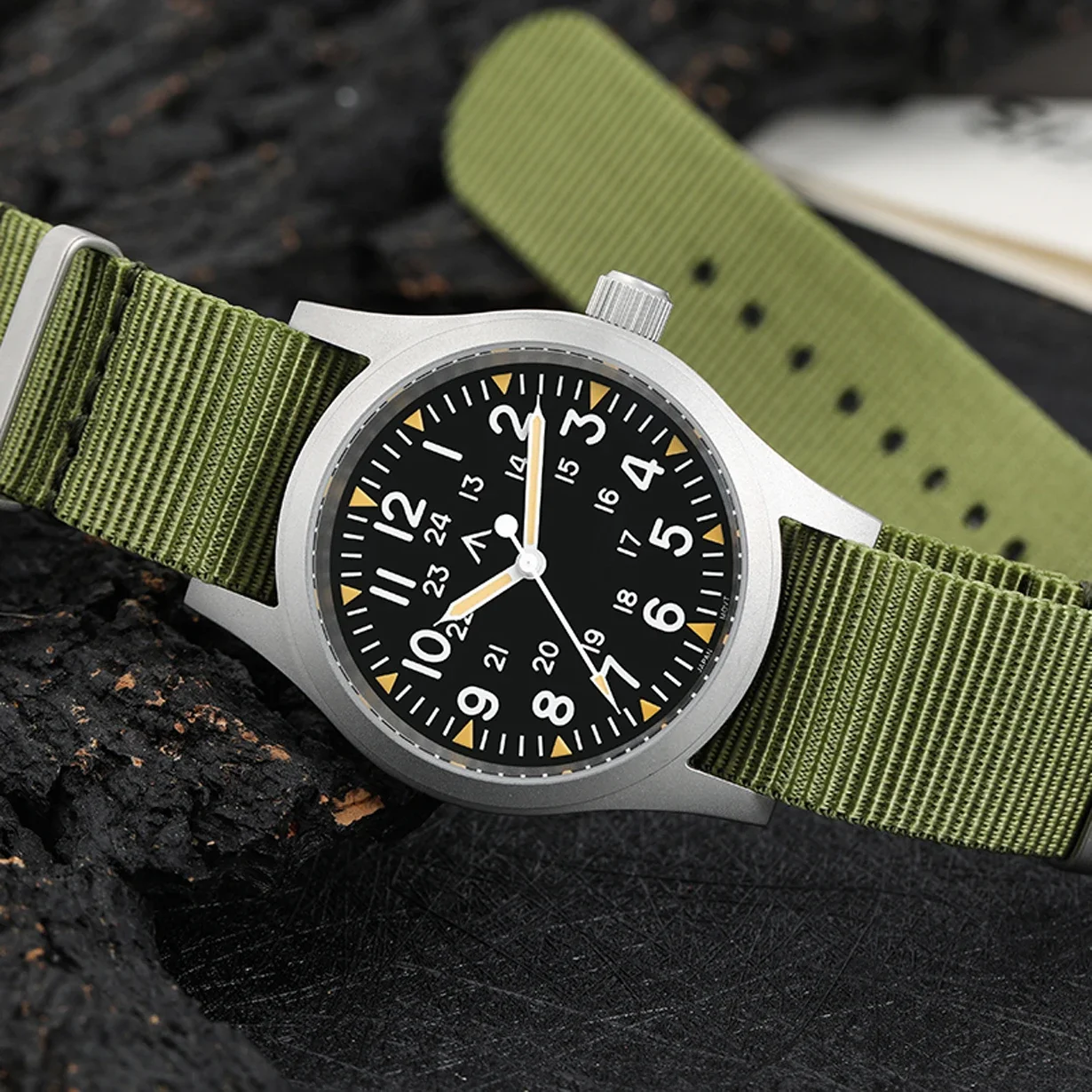 Militado ML05 38mm Military Watch Miyota 2035 Movement Domed Sapphire Crystal C3 Green Luminous 10Bar Waterproof Vintage Watches
