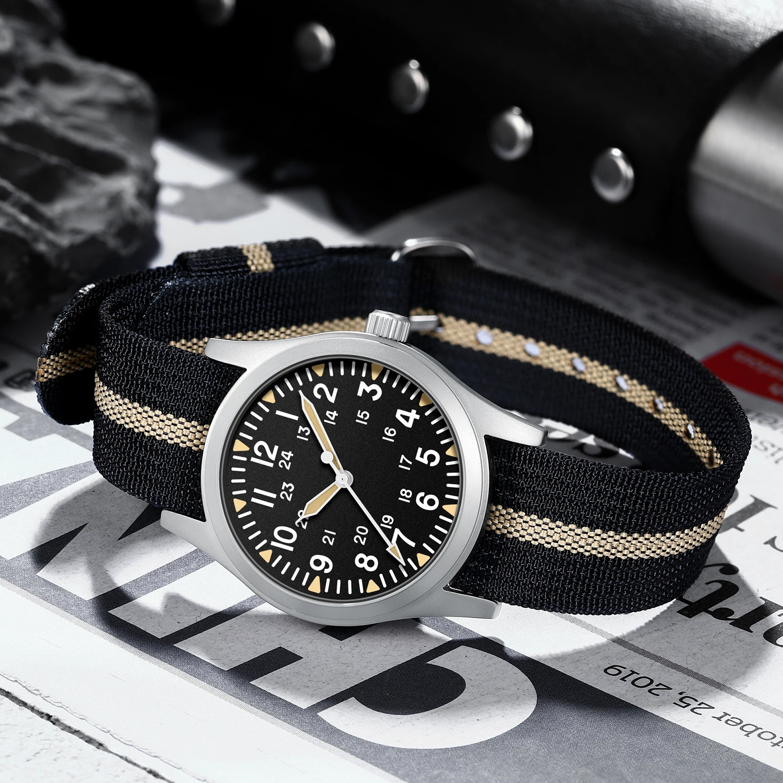 2026 MILITREK 9001 Military Retro Style Men'S Quartz Watch 10 Bar Waterproof Sapphire 360l Stainless Steel Luminous Reloj Hombre
