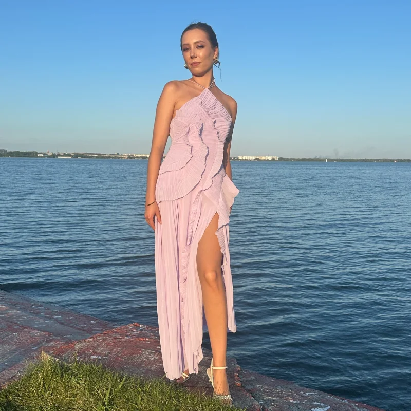 Chic Pleated Halter Neck Long Vacation Dress High Quality Purple Strapless Lotus Edge Maxi Dress 2025 New Lady Vacation Gown