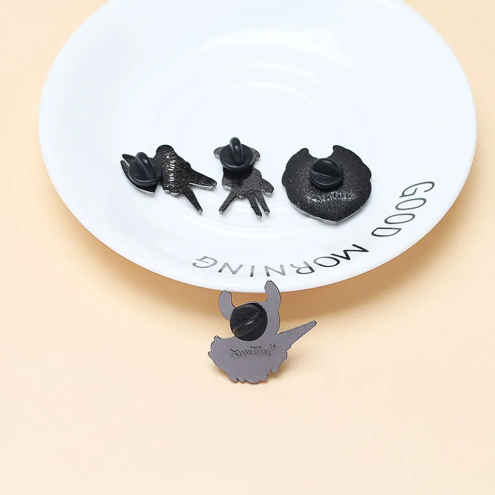 7pcs Hollow Knight Enamel Brooch Cool Character Pins Backpacks Clothing Hats Lapel Badges Fashion Jewelry Accessories Fans Gifts