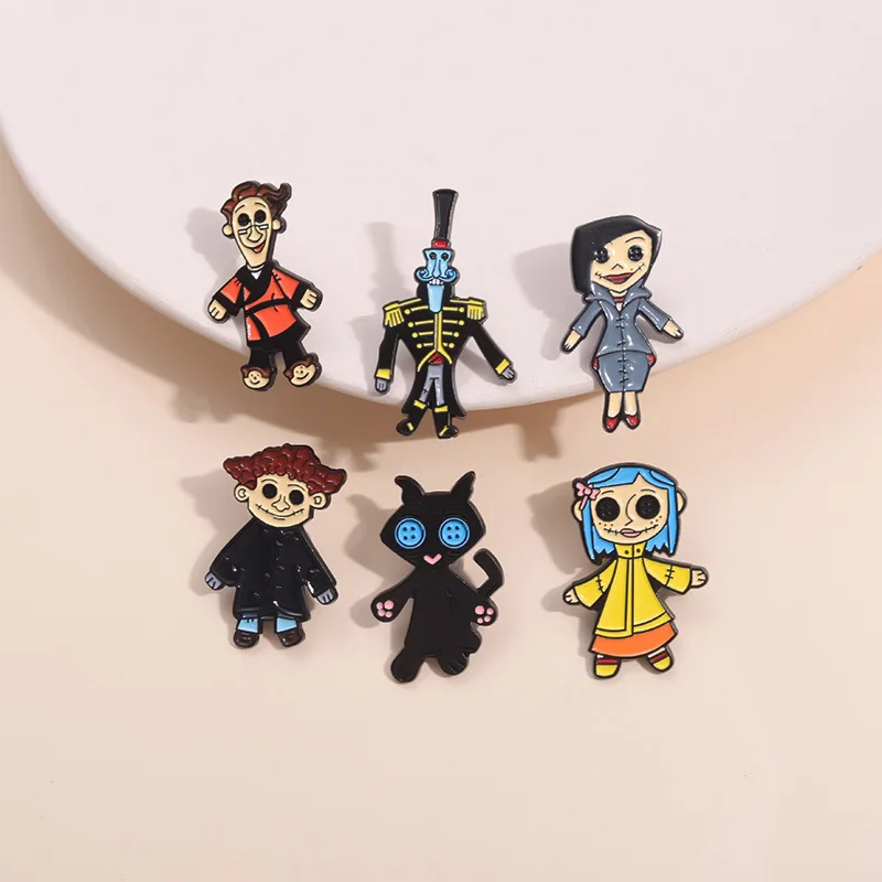 7Pcs/set Horror Animated Films Coraline Doll Badge Metal Brooch Backpack Badge Halloween Accessory Gifts for Friends
