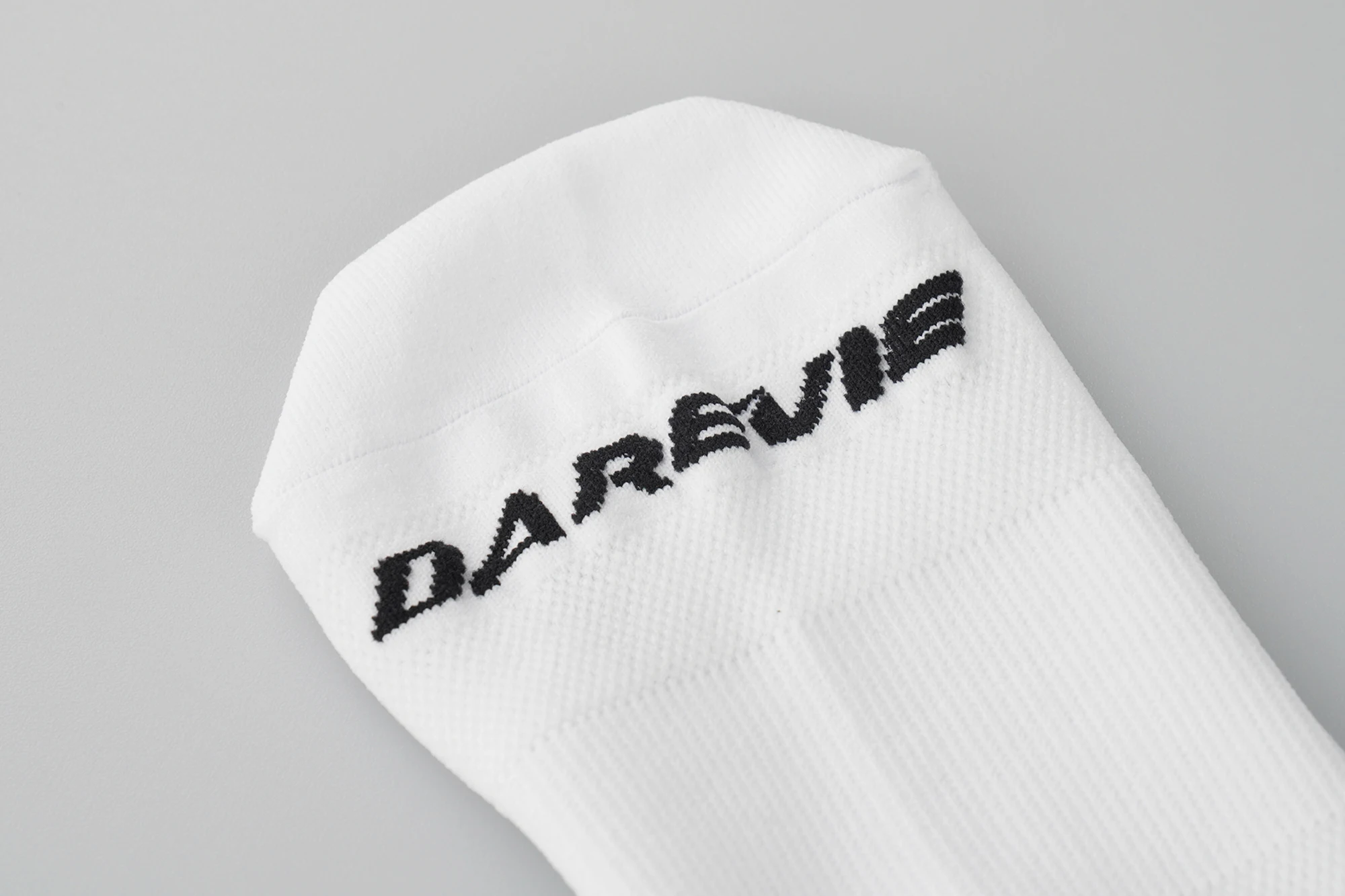 DAREVIE Sport Socks Aero High Speed Quick Dry Non Slip Outdoors Man Socks Moisture Wicking Reduce Wind Resistance Woman Socks