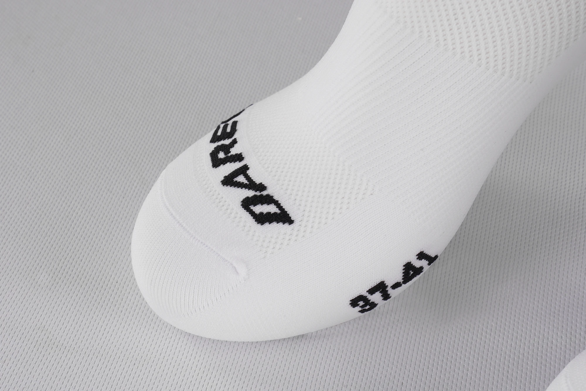DAREVIE Sport Socks Aero High Speed Quick Dry Non Slip Outdoors Man Socks Moisture Wicking Reduce Wind Resistance Woman Socks
