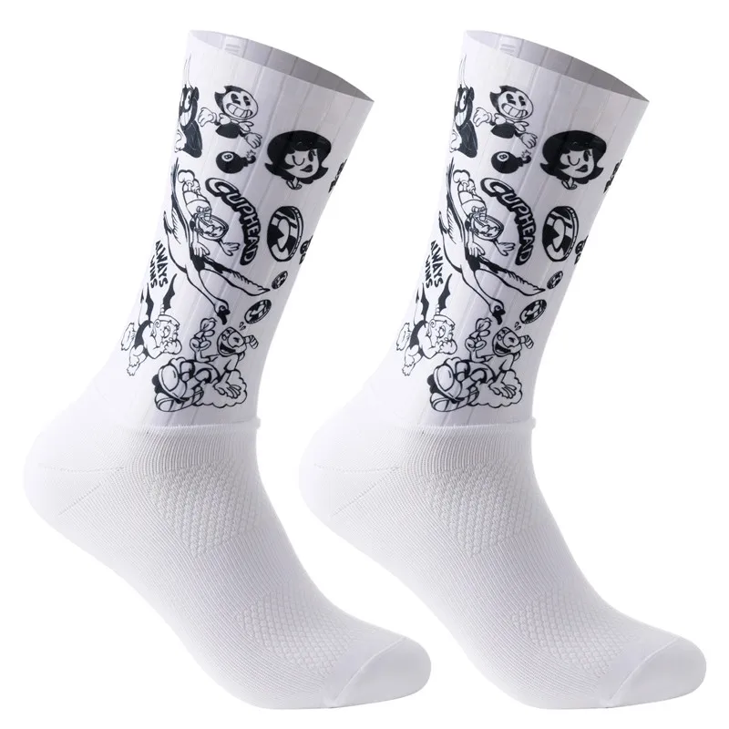 2026 New Anti Slip Seamless Cycling Socks Integral Moulding High-tech Bike Sock Compression Bicycle Outdoor Running Sport Socks