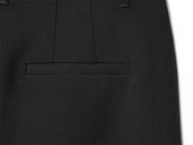 Women's Shorts New Summer 2025 Black Cropped Simple Shorts Casual and Fashionable Capable Commuter Personality Versatile