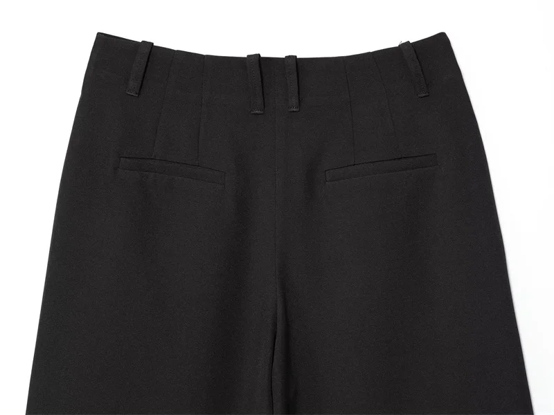Women's Shorts New Summer 2025 Black Cropped Simple Shorts Casual and Fashionable Capable Commuter Personality Versatile