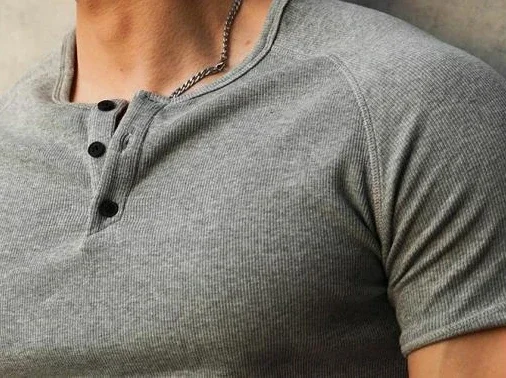 Men's Summer Short Sleeve Henley Neck T-shirt Solid Color Male Tops Slim Fit Button Neck High Quality Cozy Tshirt Streetwear