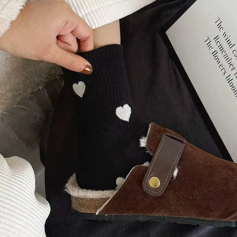 5 Pairs Women's Cute Heart Shaped Mid Tube Socks Spring and Autumn New Ins Trendy Versatile High Beauty Duty Series Socks
