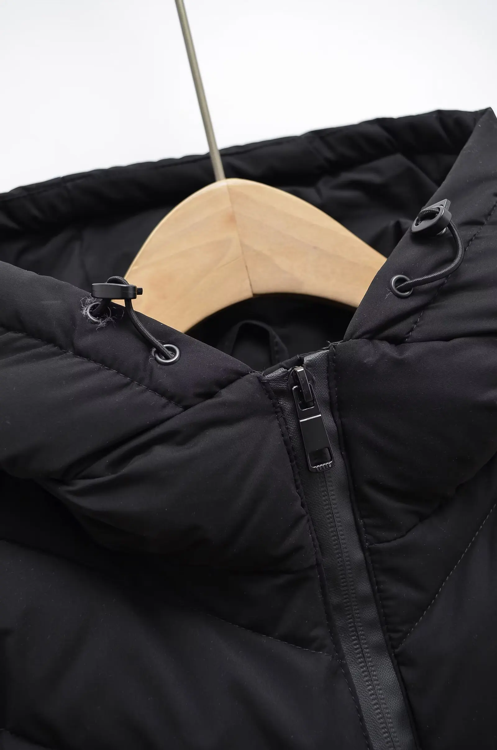2026 Autumn Winter Women's Elegant Patchwork Hooded Air Cotton Jackets Lady Fashion Army Green Warm Slim Fit Sports Parkas Coats