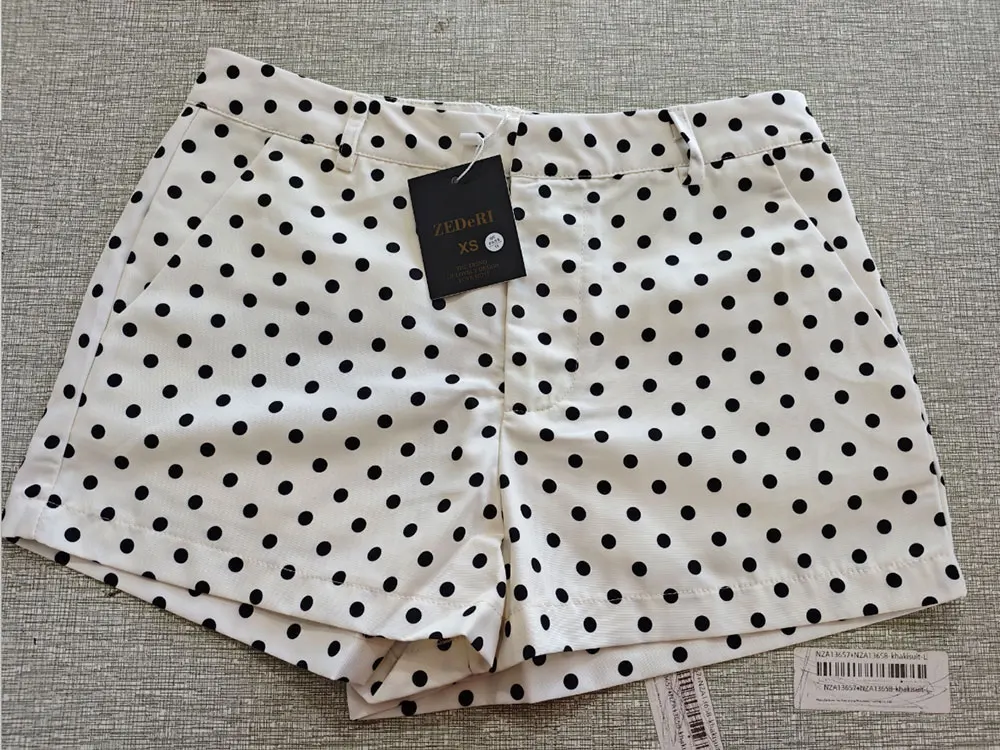 HH Female Autumn Fashion Polka Dot Printed Set Long Sleeves Turtleneck Drawstring Jacket+A-line Shorts Women's Vintage Suit