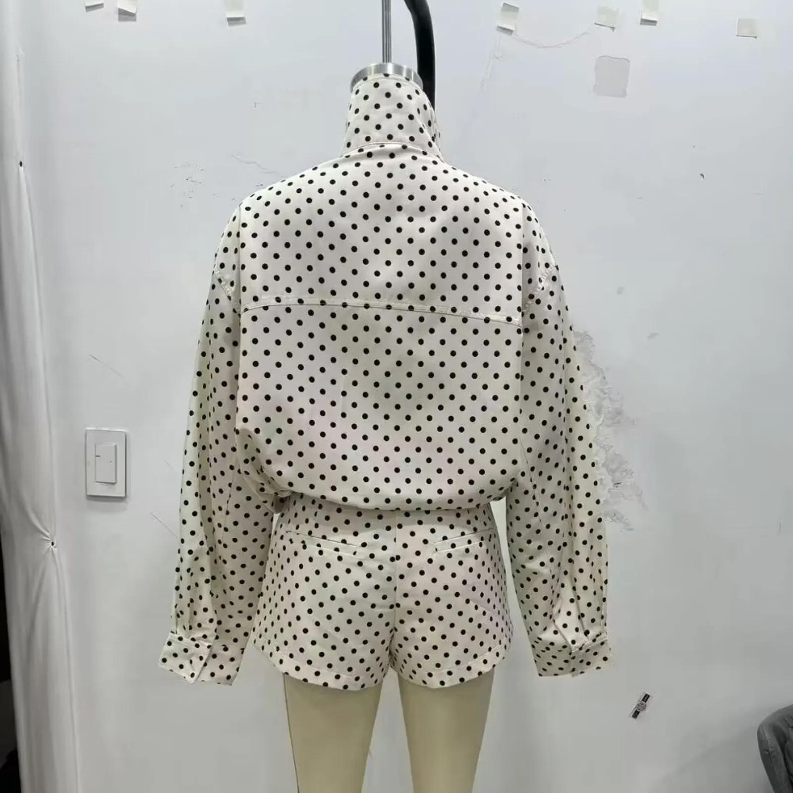 HH Female Autumn Fashion Polka Dot Printed Set Long Sleeves Turtleneck Drawstring Jacket+A-line Shorts Women's Vintage Suit
