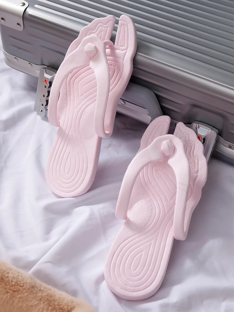 1Pair of Portable Folding Slippers for Business Trip Couple Beach Flip-flops Hotel Bath Anti-skid Slippers Folding Slippers