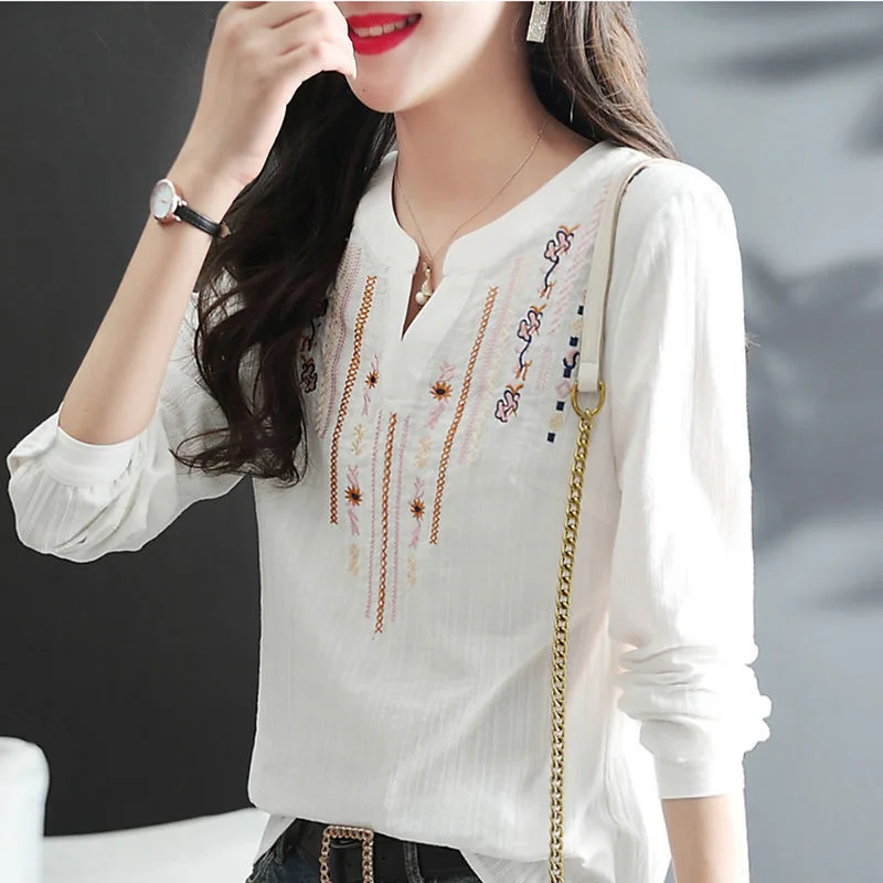 Women Spring Autumn White Blouses Tops Lady Casual Embroidery V-Neck Long Sleeve Vintage Loose Blusas Top DF4272