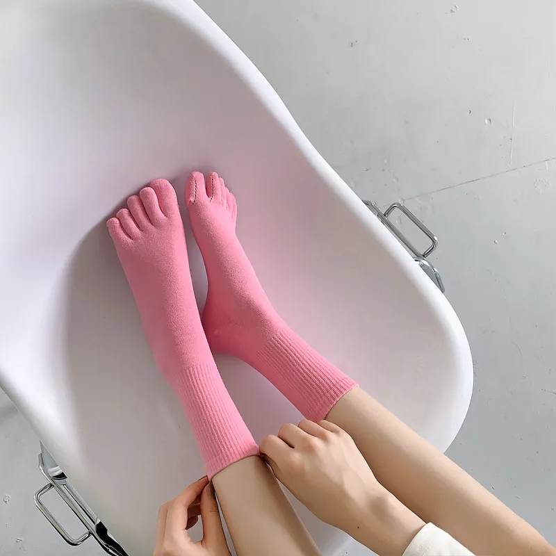 Color five-finger cotton sweat-absorbing breathable sports socks Japanese candy color split-toe women's socks