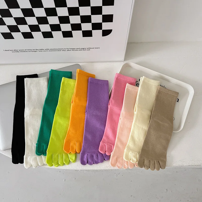 Color five-finger cotton sweat-absorbing breathable sports socks Japanese candy color split-toe women's socks