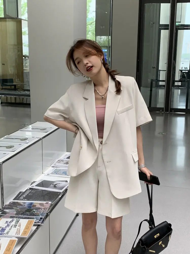 Korean Loose 2 Piece Women Short Set with Blazer Summer 2025 Thin Short-sleeved Blazers + Shorts Casual Office Ladies Suits