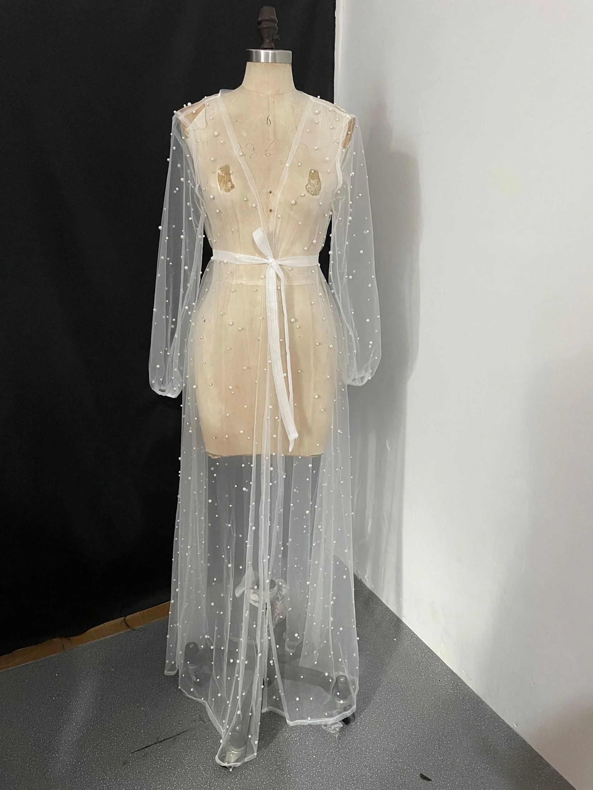 Pearls Long Sleeve Wedding Jacket Tulle Party Shawl Bolero Floor-Length Bridal Cape Sexy Pearl Robe Customized