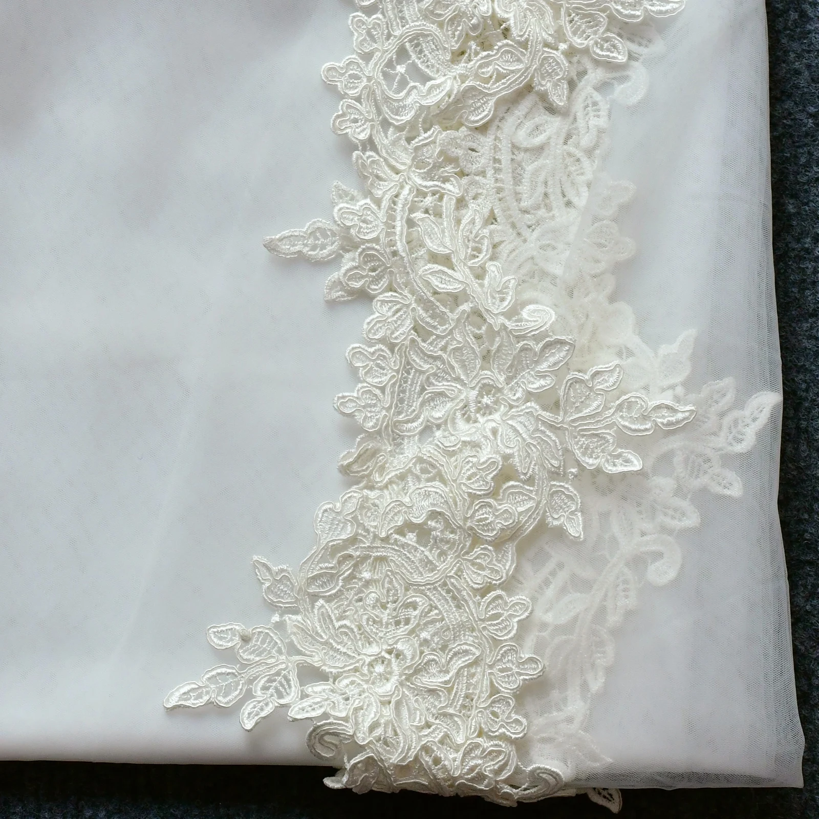 TOPQUEEN G36 Bridal Shawl Sexy Reverse Decoration Cloak Lace Embroidery For Reverse Wedding Dress Wedding Cape Veil Customizable