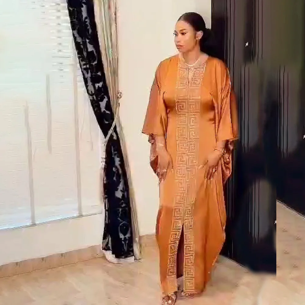 Fashion African Woman Large Size Bat Sleeve Dress Muslim Islamic Style Robe Imitation Silk Hot Fix Rhinestone