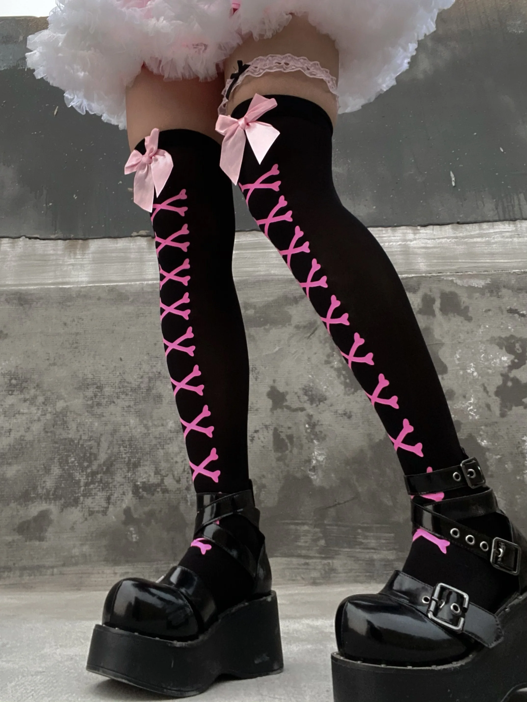 New Hot Girl Bone Bow Socks Streetwear Girls Black Sweet Cute Pink Y2K Harajuku Lolita Fishnet Stockings Thigh High Stockings