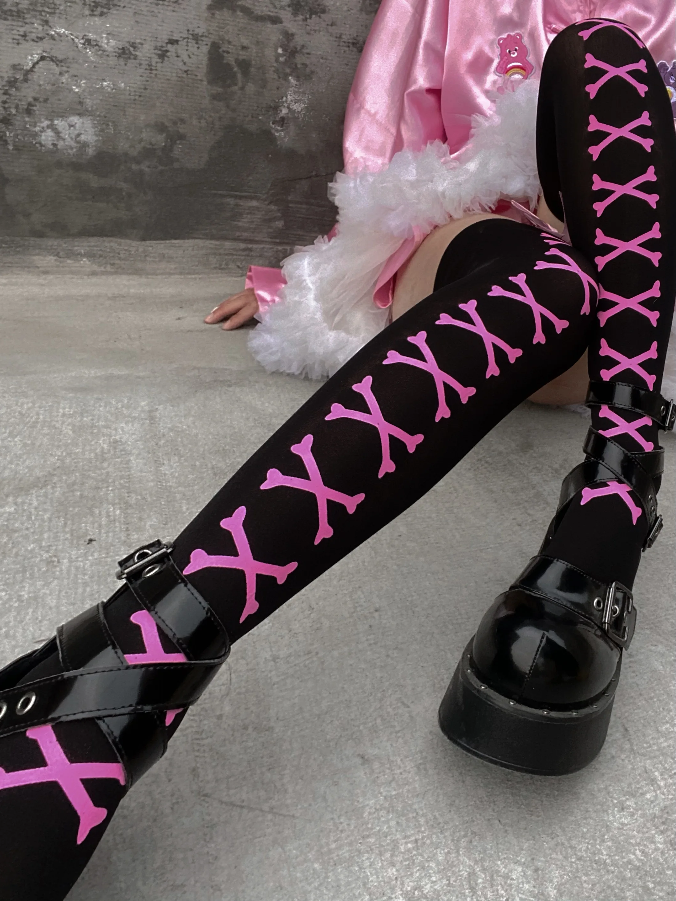 New Hot Girl Bone Bow Socks Streetwear Girls Black Sweet Cute Pink Y2K Harajuku Lolita Fishnet Stockings Thigh High Stockings