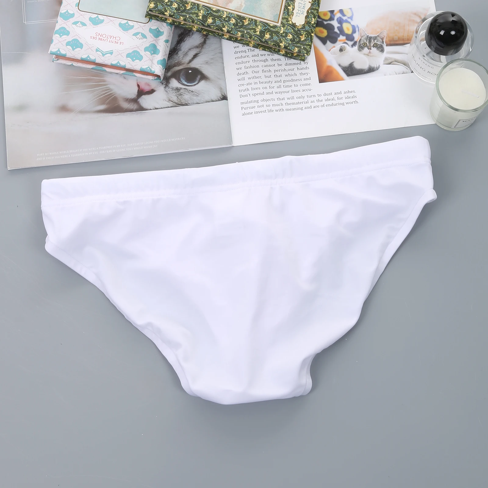 Men Sexy Briefs Swimming Trunks Swimwear Beach Wear Low Waist Underwear Beachwear Swimsuit Swim Shorts Quick Dry Underpants