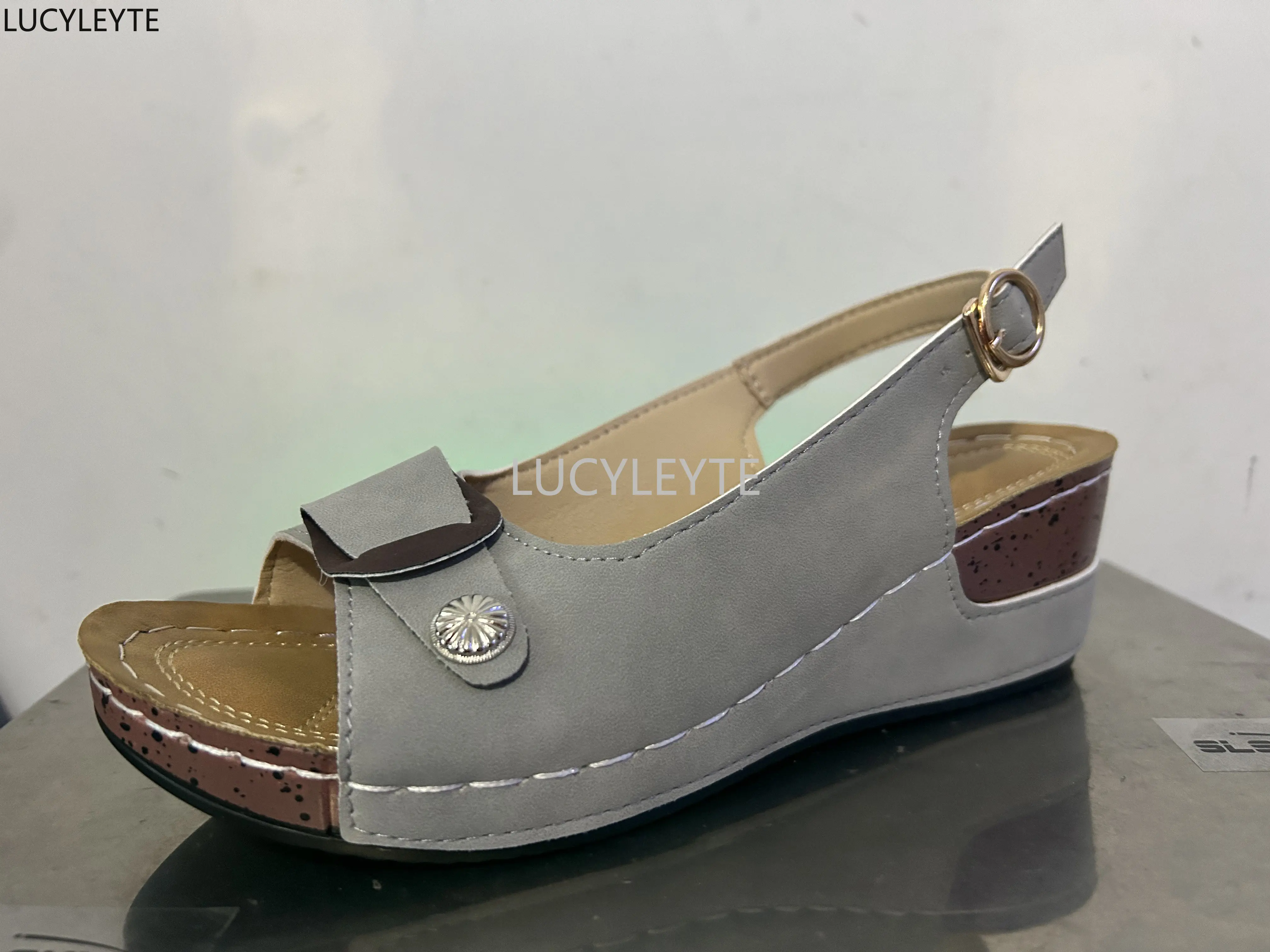 2023 Women Dance Orthopedic Slippers Corrector Walking Sandals Open Toe Summer Shoes Vintage Low Heels Female Platform Shoes