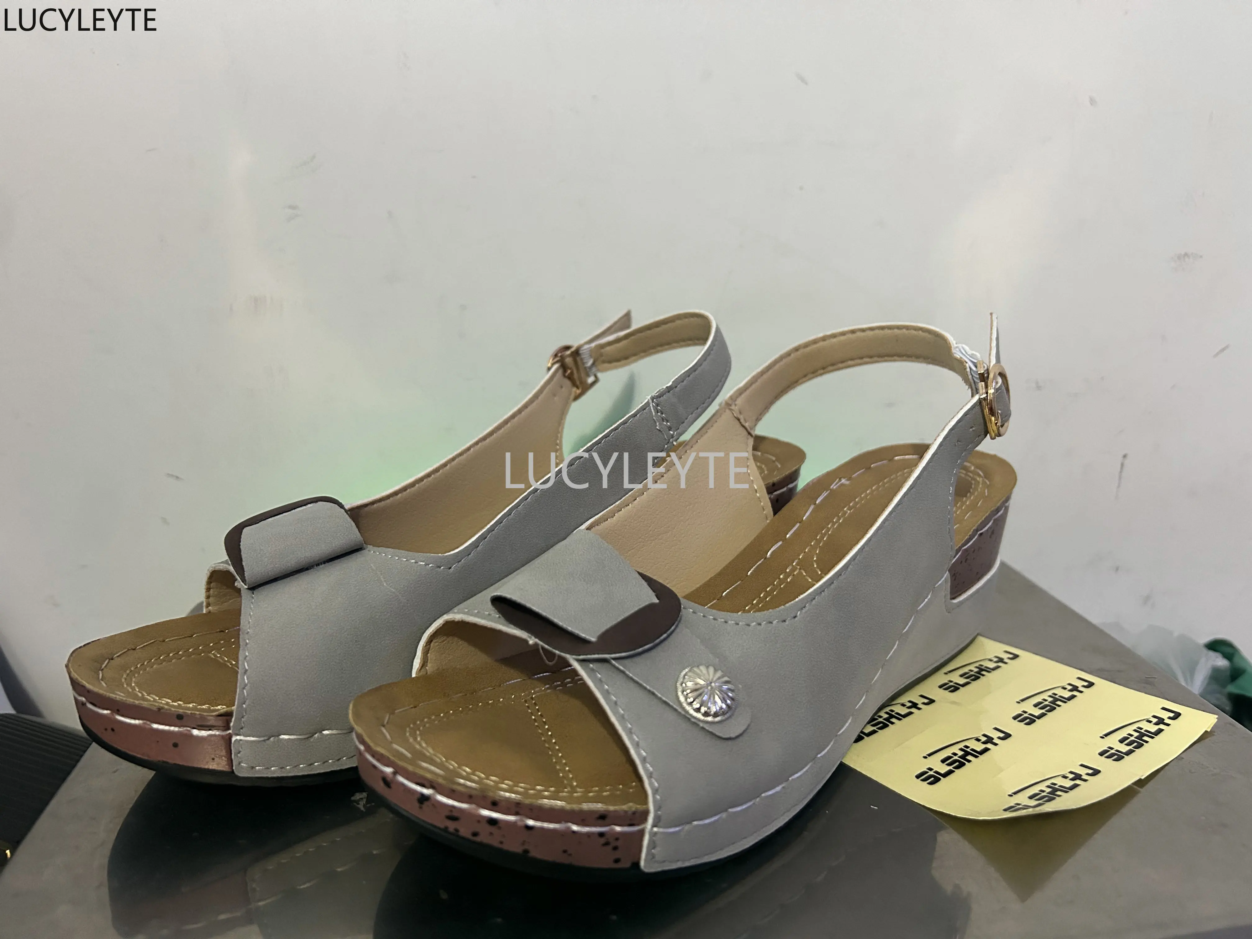 2023 Women Dance Orthopedic Slippers Corrector Walking Sandals Open Toe Summer Shoes Vintage Low Heels Female Platform Shoes