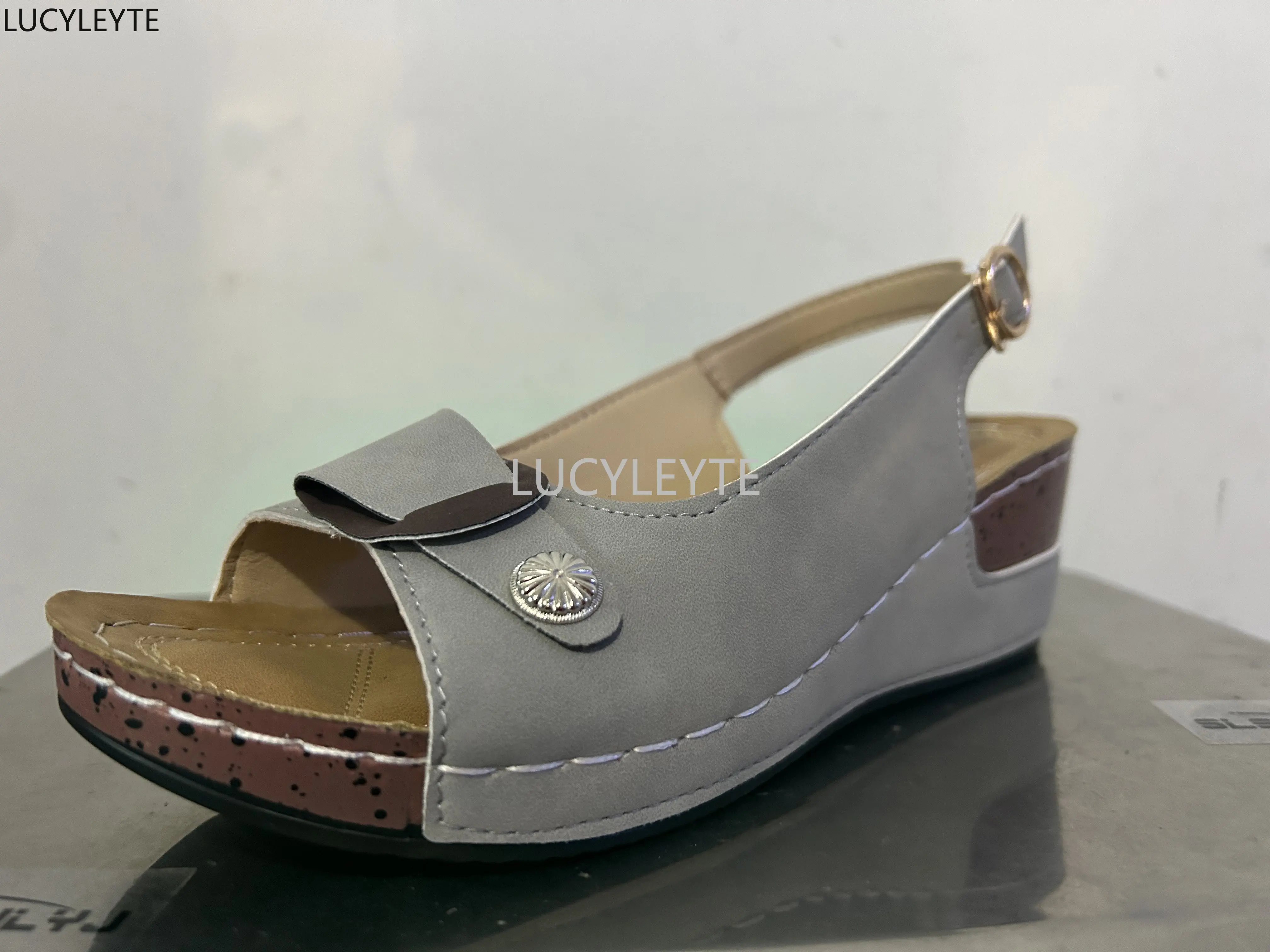 2023 Women Dance Orthopedic Slippers Corrector Walking Sandals Open Toe Summer Shoes Vintage Low Heels Female Platform Shoes