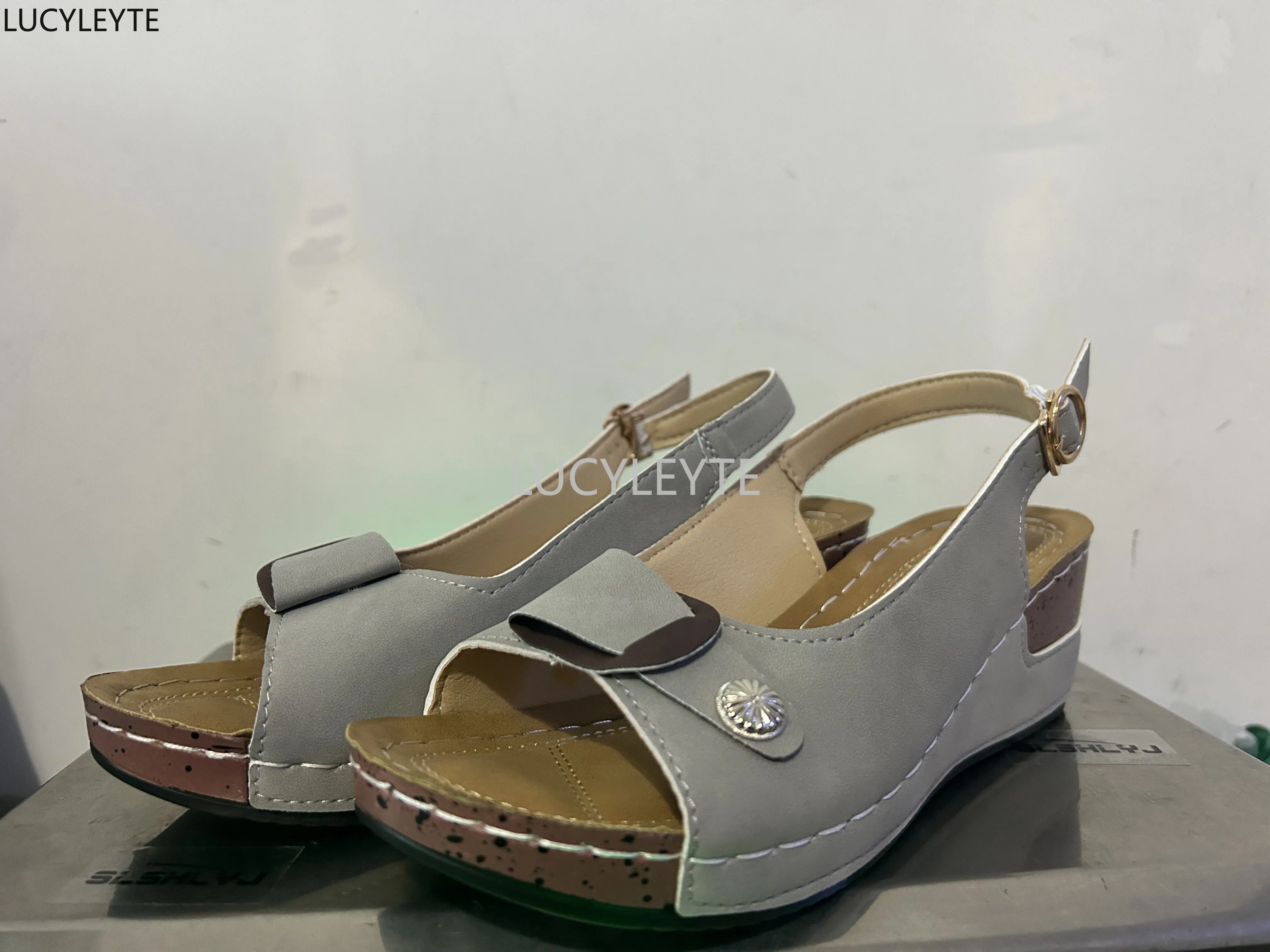 2023 Women Dance Orthopedic Slippers Corrector Walking Sandals Open Toe Summer Shoes Vintage Low Heels Female Platform Shoes