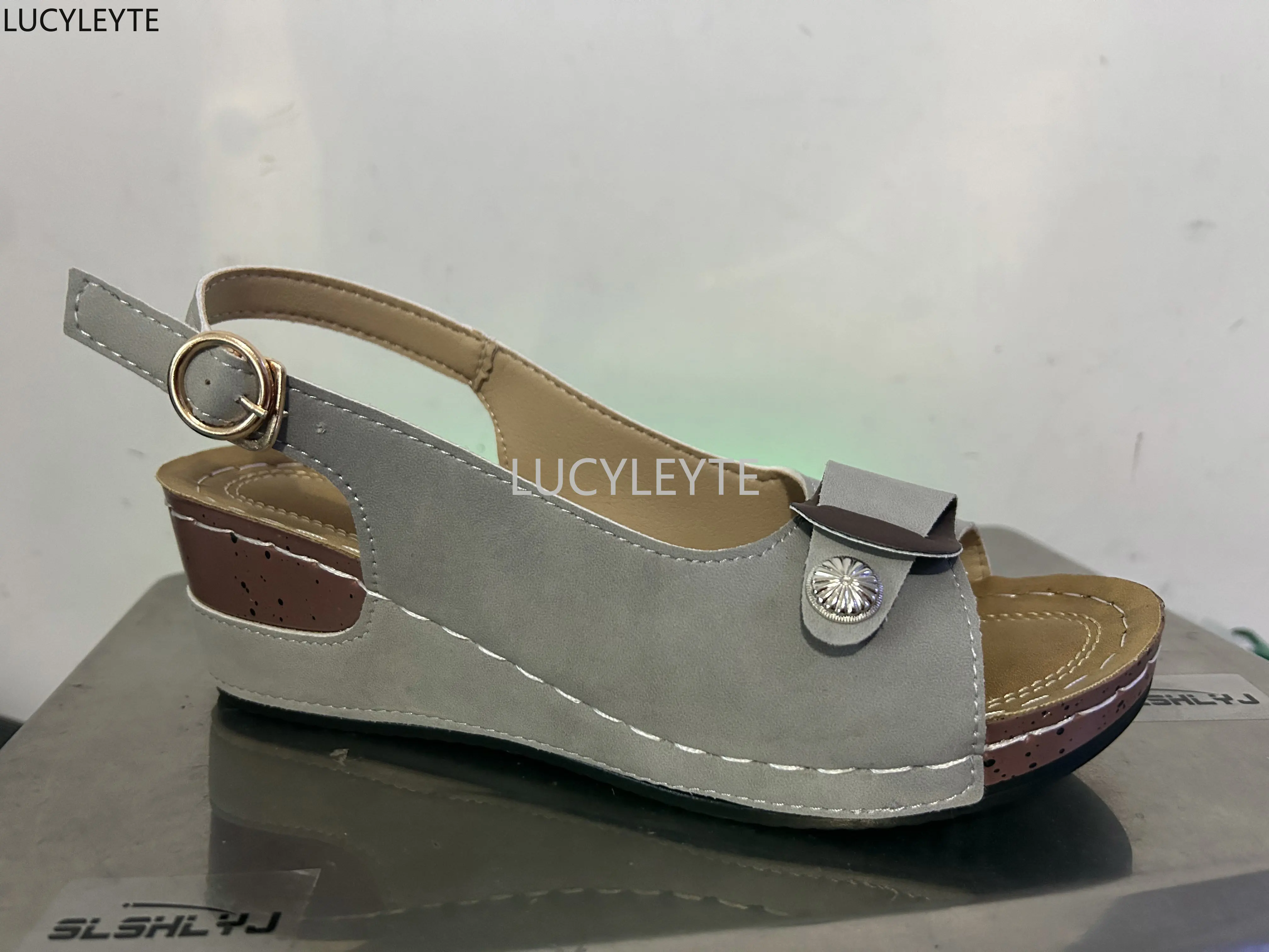 2023 Women Dance Orthopedic Slippers Corrector Walking Sandals Open Toe Summer Shoes Vintage Low Heels Female Platform Shoes