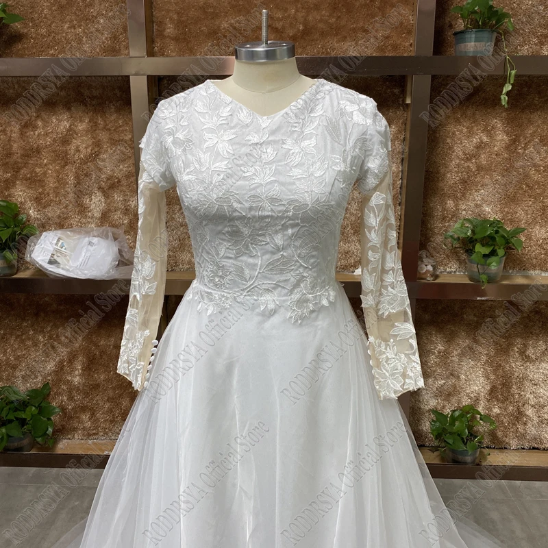 RODDRSYA Lace Wedding Dresses Long Sleeves Civil High V-neckline vestidos de novia Sparkling A-line Tulle Bridal Gown Plus Size