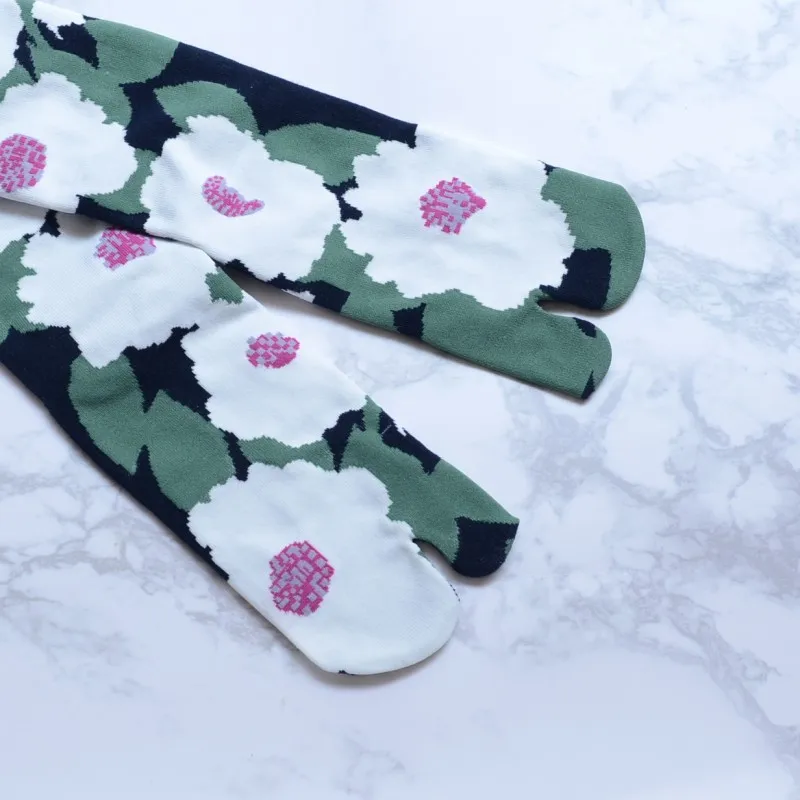 Colorful Cartoon Combed Cotton Women's Two Toe Socks Grapes Waves Carp Japanese Harajuku Funny Cute Sandals Tabi Socks Sokken