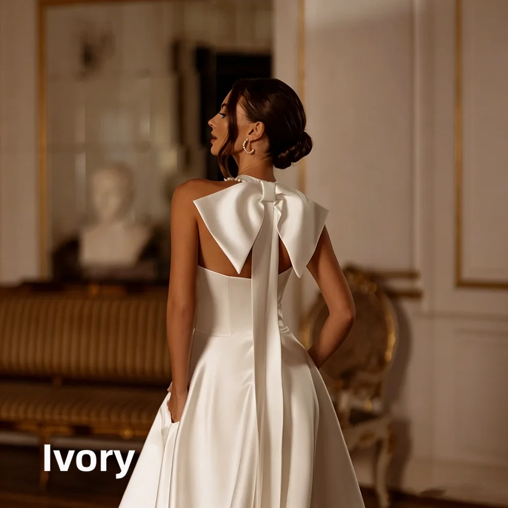 Satin Wedding Dress Halter Neck Pearl Collar Big Bow Open Back High Slit A-Line Bridal Gown Long Train Wedding Bridal Party 2026