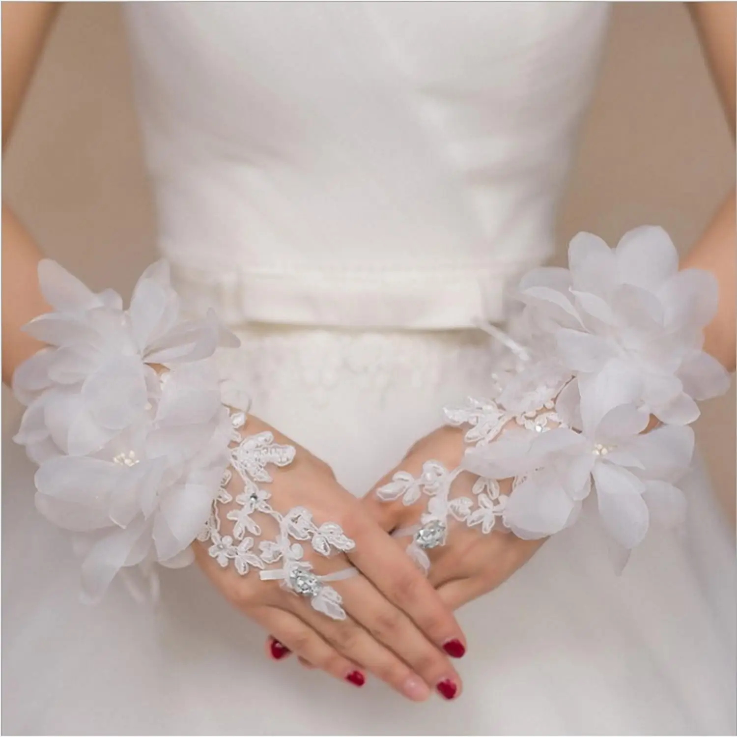 1 Pair White Short of Gloves Wedding Gown Accessories Fingerless Gloves Inlaid Rhinestone for Bridal Lace Glove