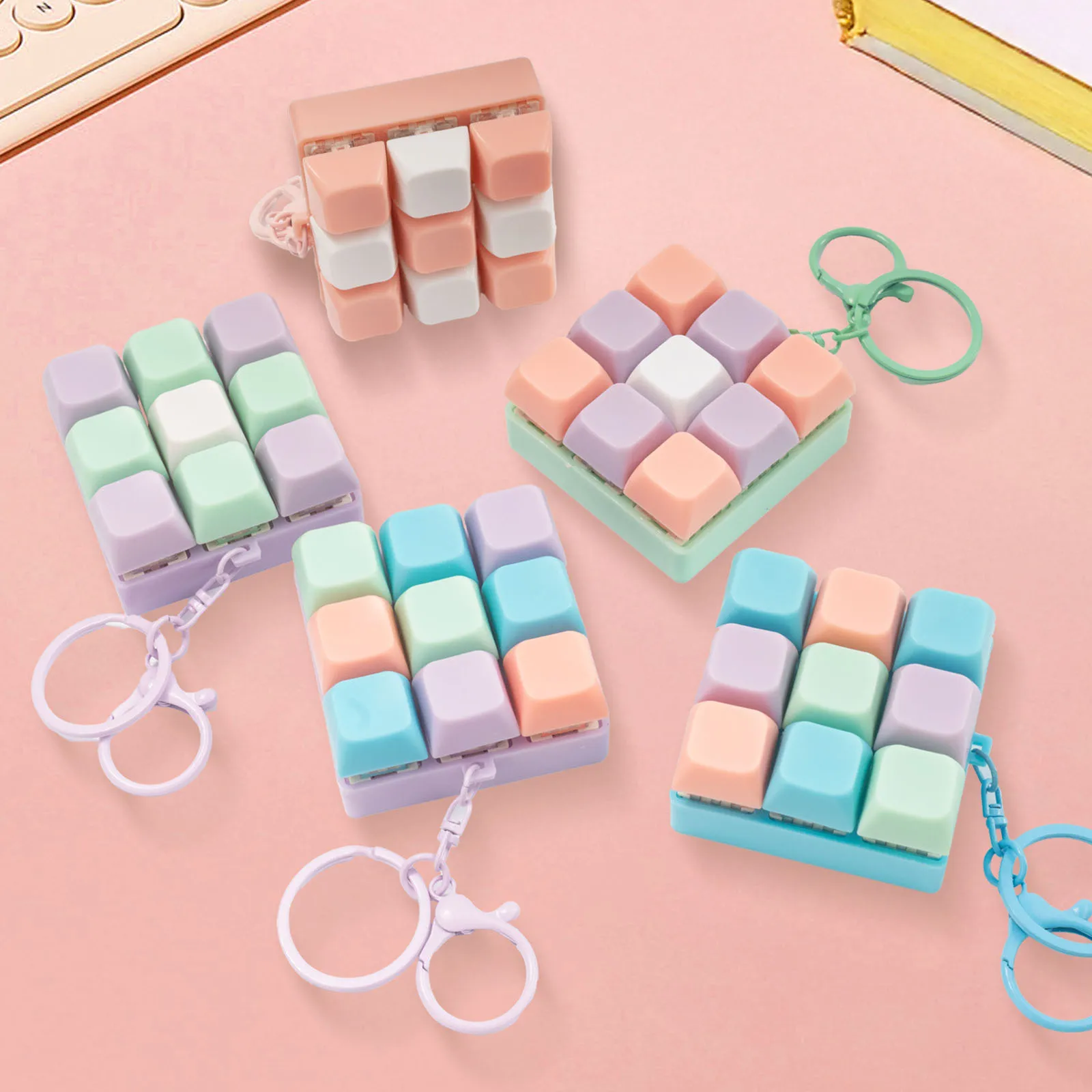 One/Nine-key Fingertip Pressing Key Keychain Adult Stress-relieving Finger Keyboard Game Key Chain Stress-relieving Magic Toy
