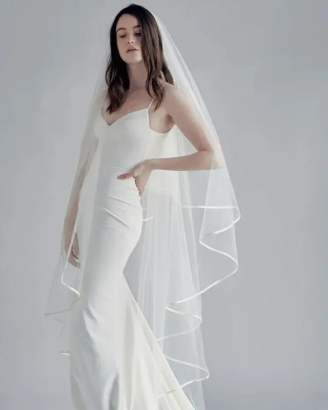 TOPQUEEN V21 Wedding Veil Bride to Be Pencil Edge Bridal Veils 3 M White Ivory Wedding Veil Photo Accessory Cathedral Veil
