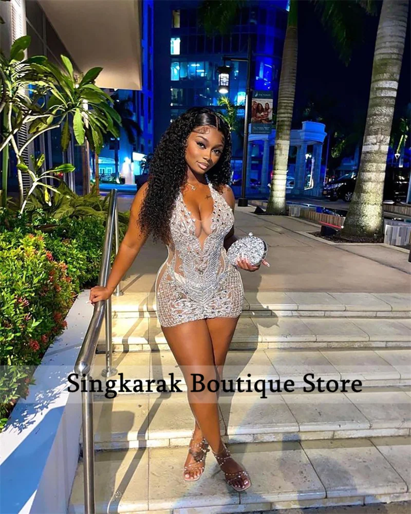 Sparkly 2026 Silver Short Prom Dress Luxury Halter Neck Beads Crystal Rhinestones Glitter Birthday Party Cocktail Robe Customize