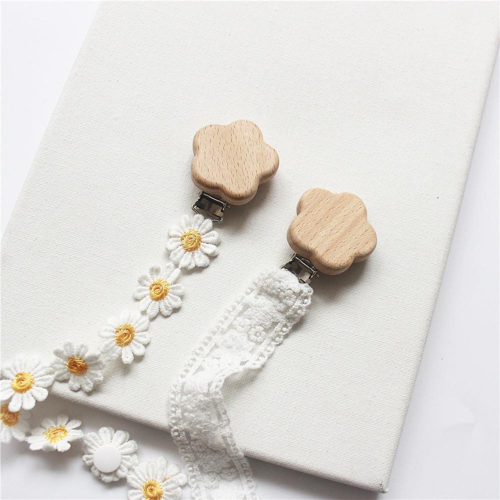 INS Baby Girls Pacifier Clips Wooden Kawaii Flower Lace Babies Soothe Nipple Teethers Toys Anti-drop Chain Teething Accessories