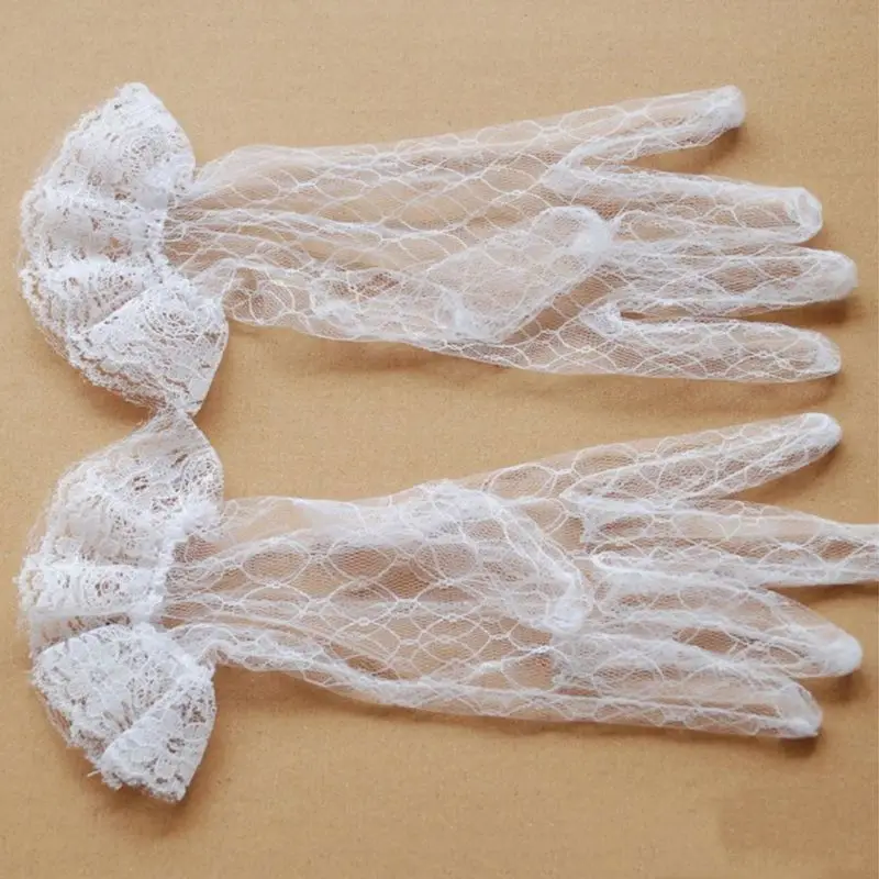1 Pair White Bridal Wedding Short Gloves Full Fingered Transparent Rhombic Gauze Ruffle Lace Trim Wrist Length Mittens Party