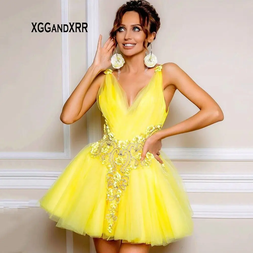 Customized Yellow Quinceanera Dresses 2025 V Neck Lace Appliques Sweet 16 Dress with Bow Birthday Ball Gown Vestidos De 15 Anos