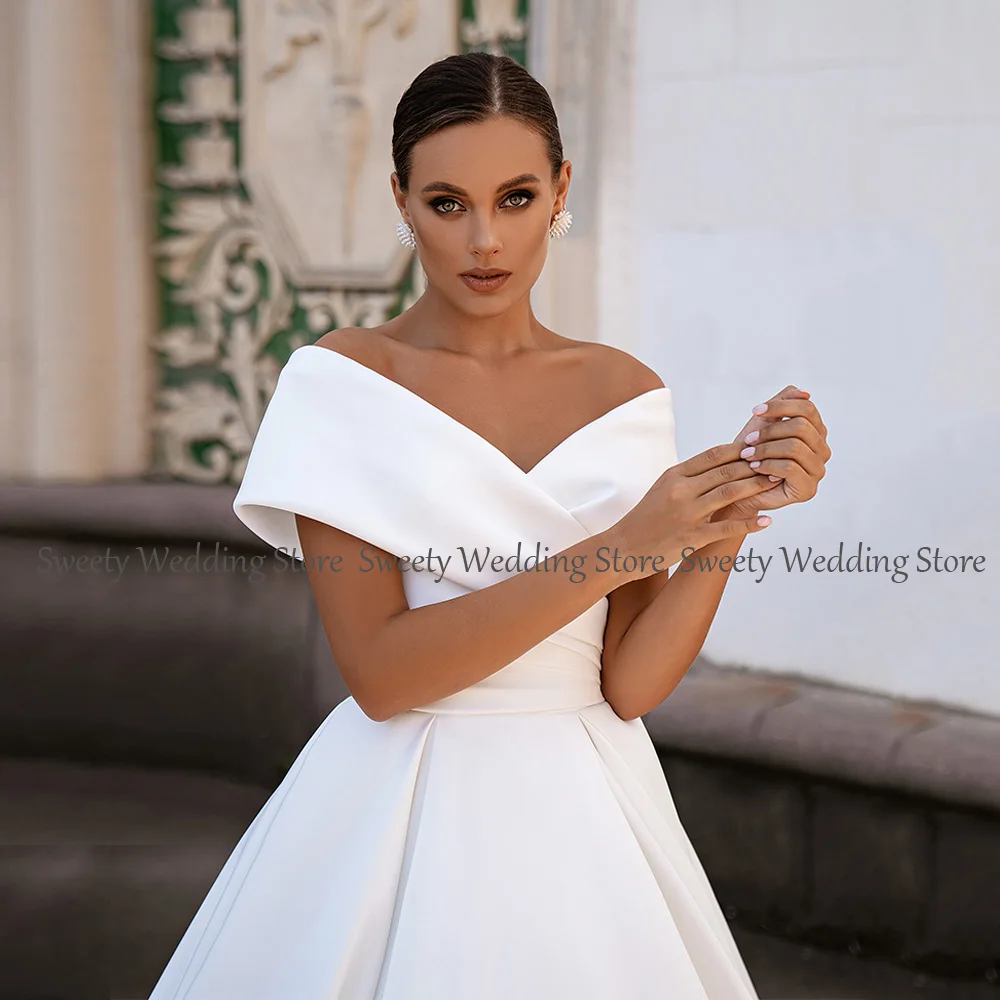 Jiayigong Gorgeous Ball Gown Wedding Dresses Customized Off Shoulder V Neck Simple Satin Sweep Train Corset Bridal Dress