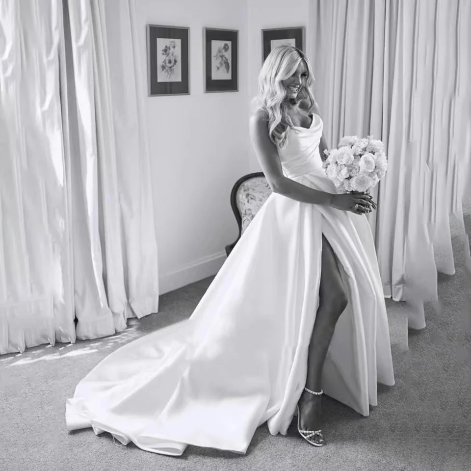 Customized Plus Size A Line Satin Strapless Wedding Dress V Neck Pleats High Side Slit Floor Length Bride Gowns Bridal Dres