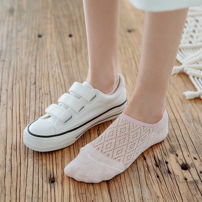 Qisin 5Pairs Women Silicone non-slip invisible Socks Summer Solid Color Mesh Ankle Boat Cotton Slipper No show Female Socks