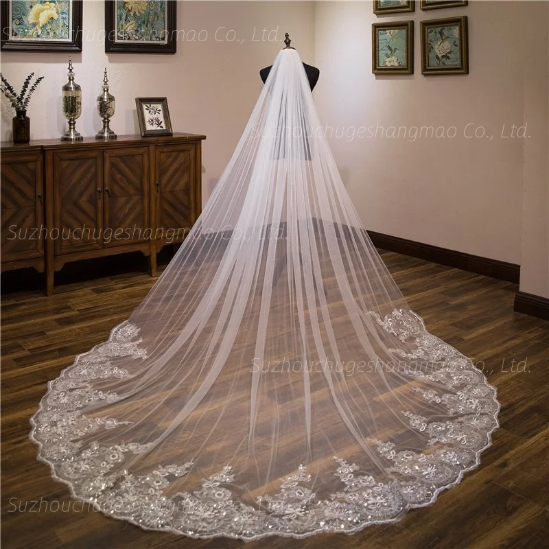 2026 Hot Sell Wedding Veil Long Bridal Veils Lace Appliques Soft Net Cathedral Veil Beautiful