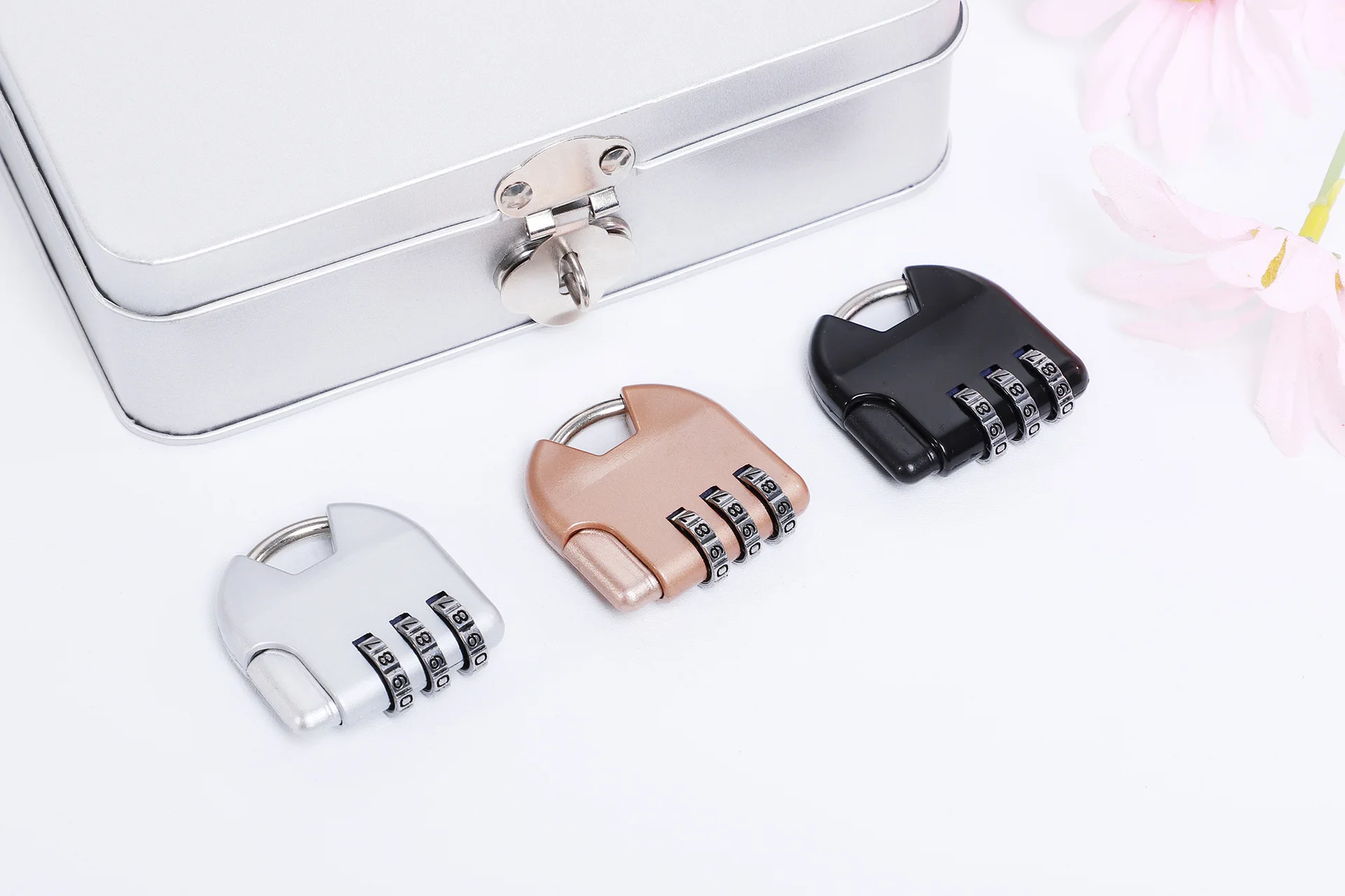 Alloy Combination Padlock for Luggage, Used on Zipper Bags, Backpacks, Handbags, Drawers, and Cabinets - Small Lock Pendant
