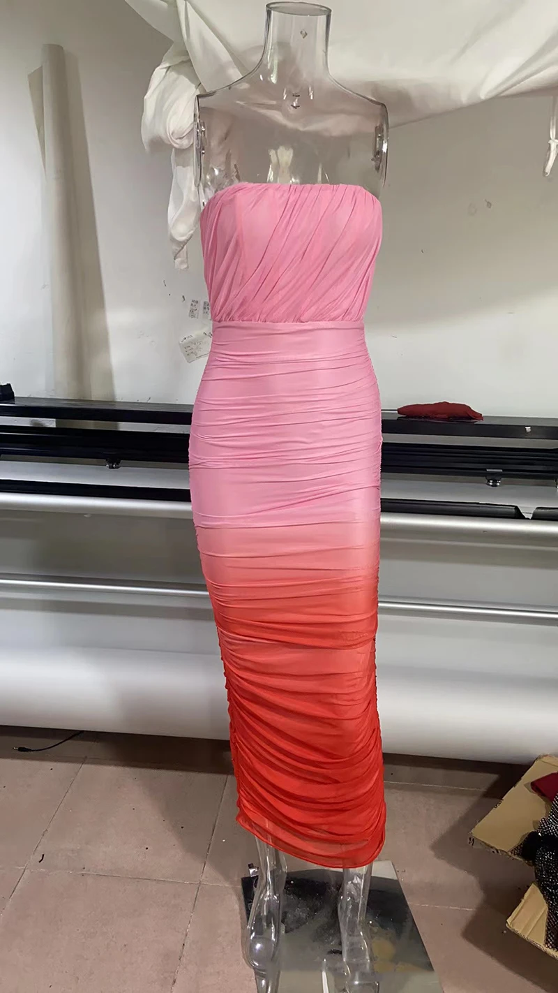 Mozision Gradient Strapless Backless Sexy Maxi Dress For Women Fashion Off-shoulder Sleeveless Bodycon Back Split Long Dress
