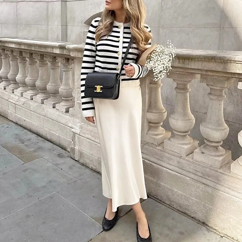 HXAO Satin Midi Women Skirt Mid Waist Folds Lady Skirt 2024 Spring Summer New Fashion Elegant Casual Office Women Clothing